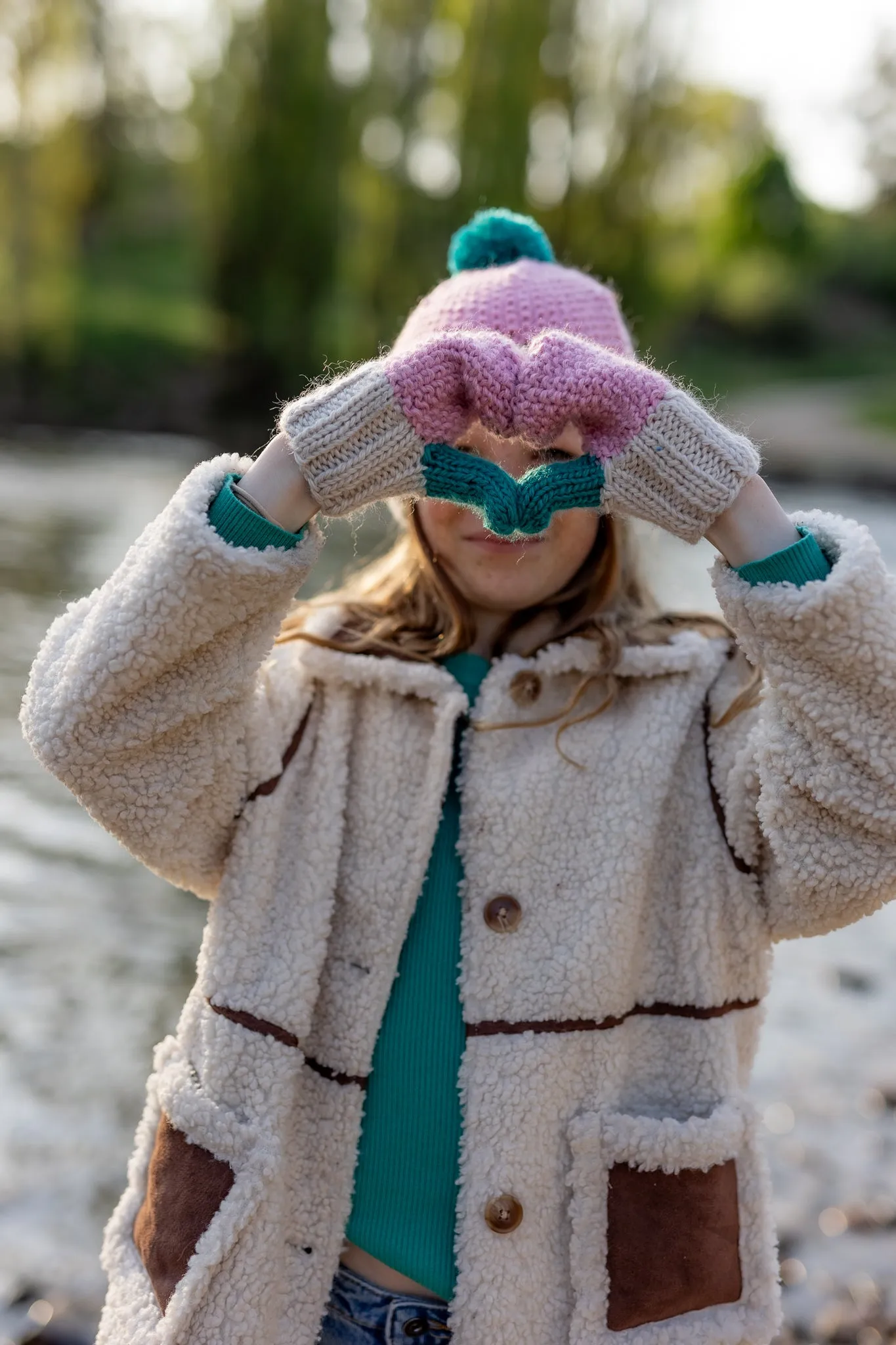 Acorn Wilderness Mittens Pink