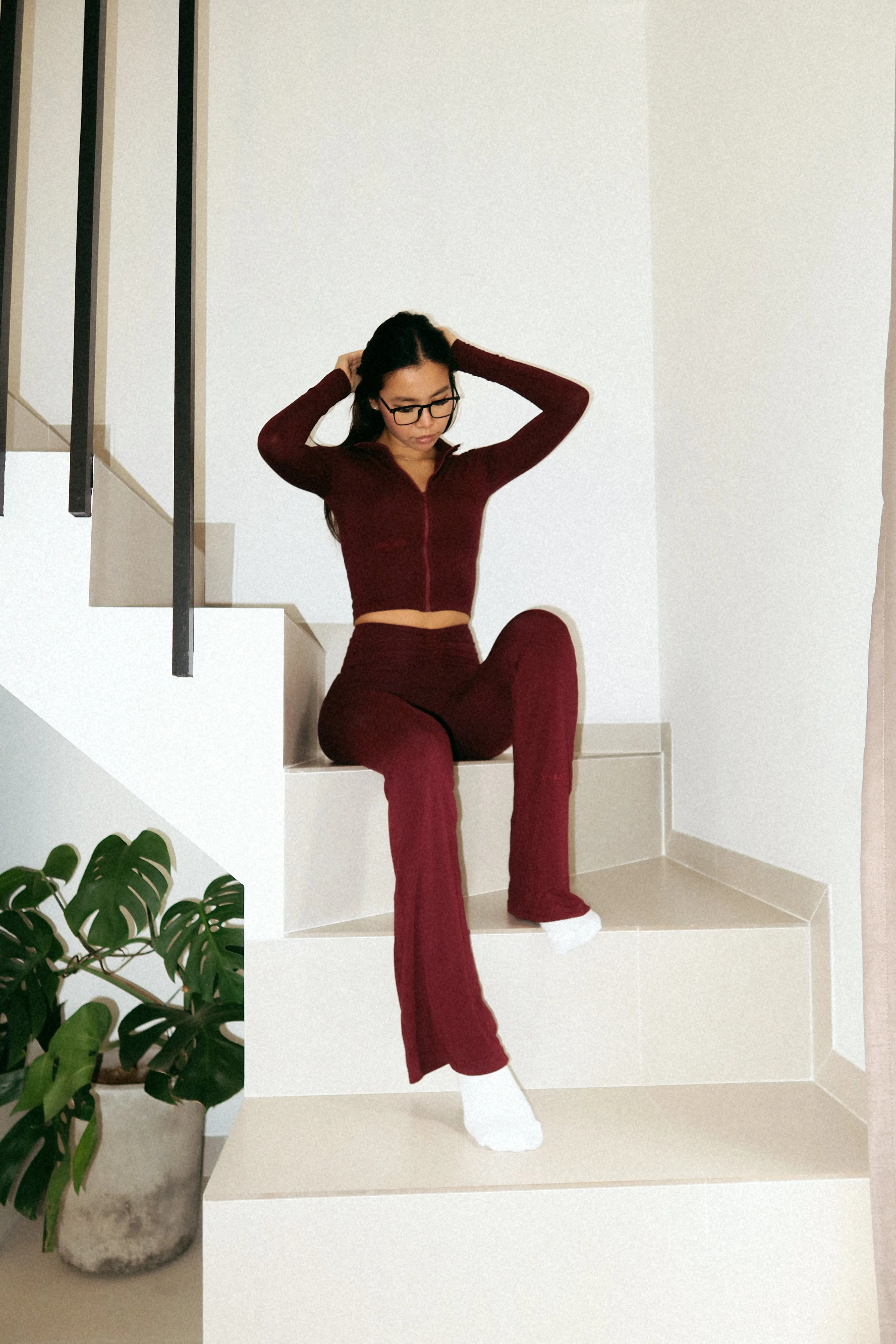 Core Luxe Scrunch Waist Flare Pants In Burgundy
