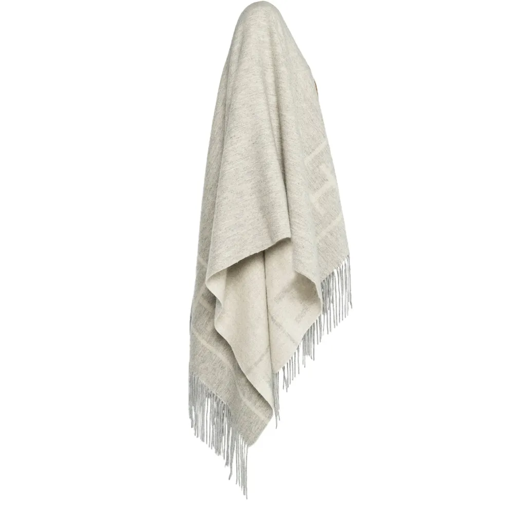 HÉST Shawl