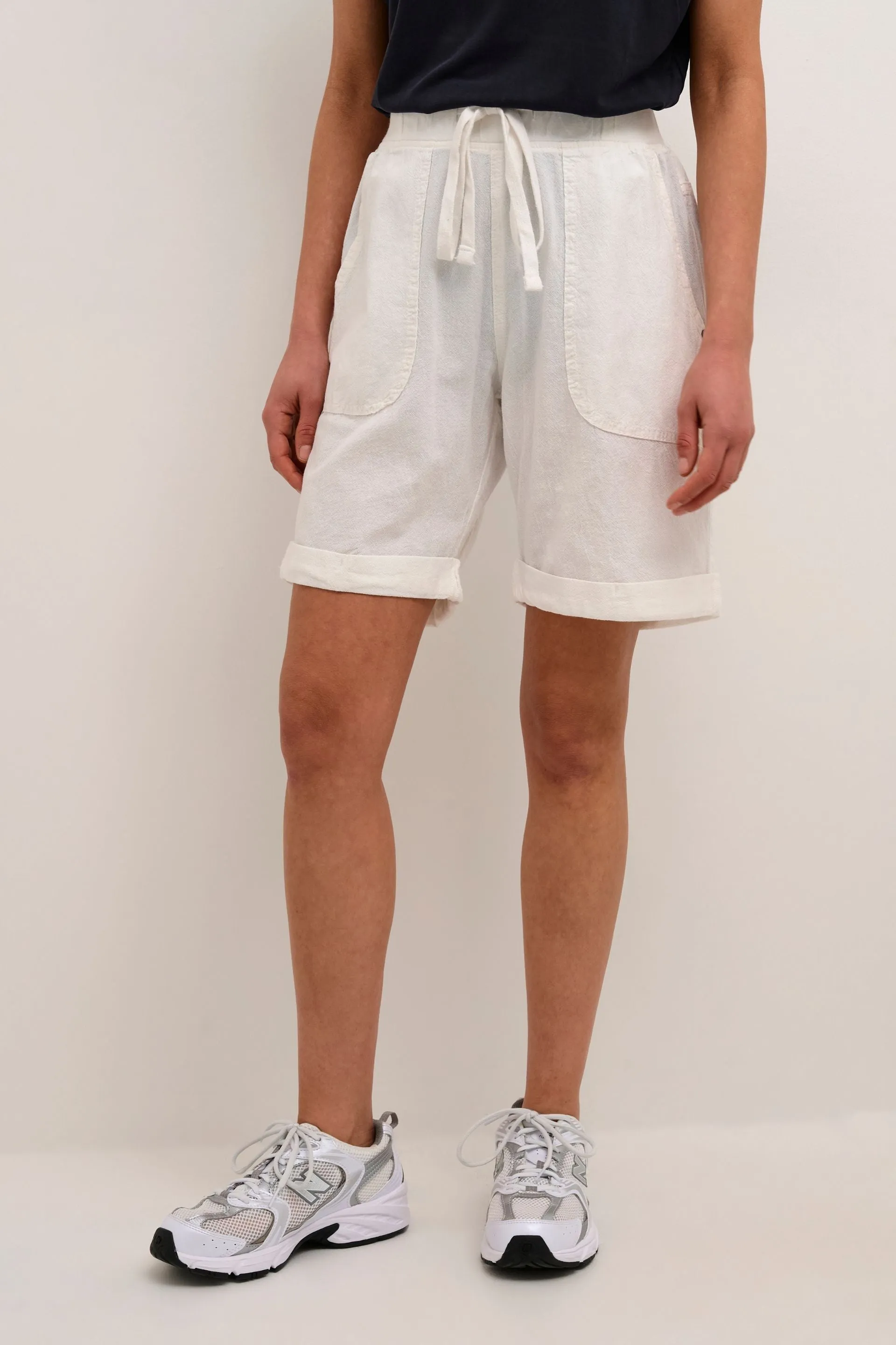 Kaffe Kanaya Casual Shorts - Chalk