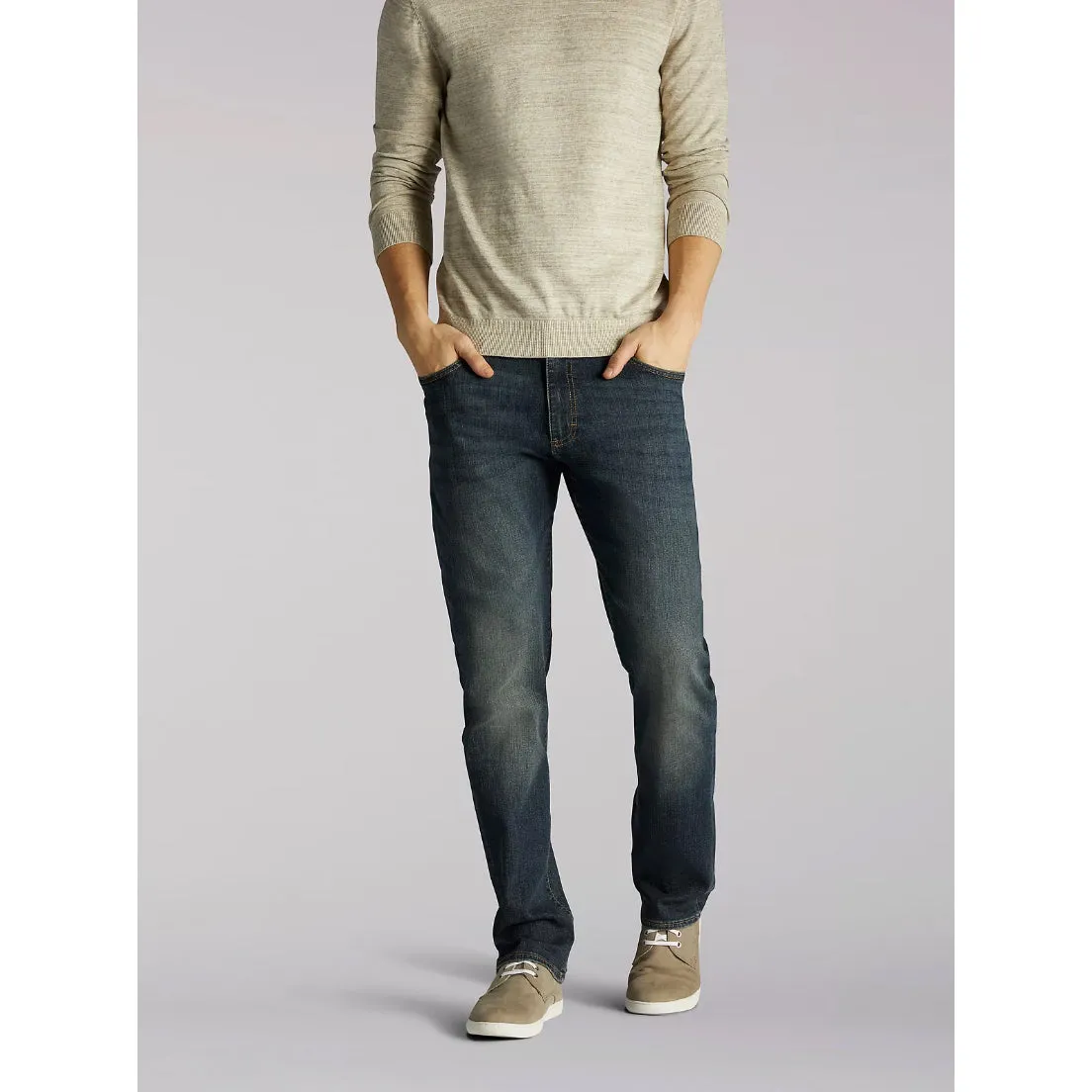 Men's Extreme Motion Straight Fit Tapered Leg Jeans 201