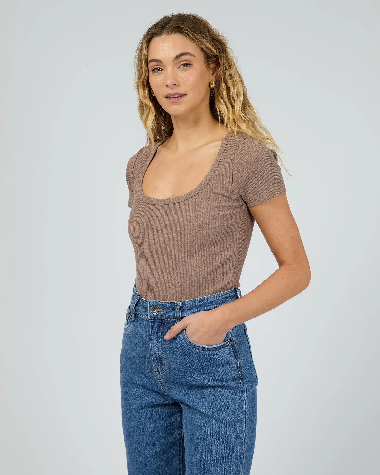 Mia Tee Brown