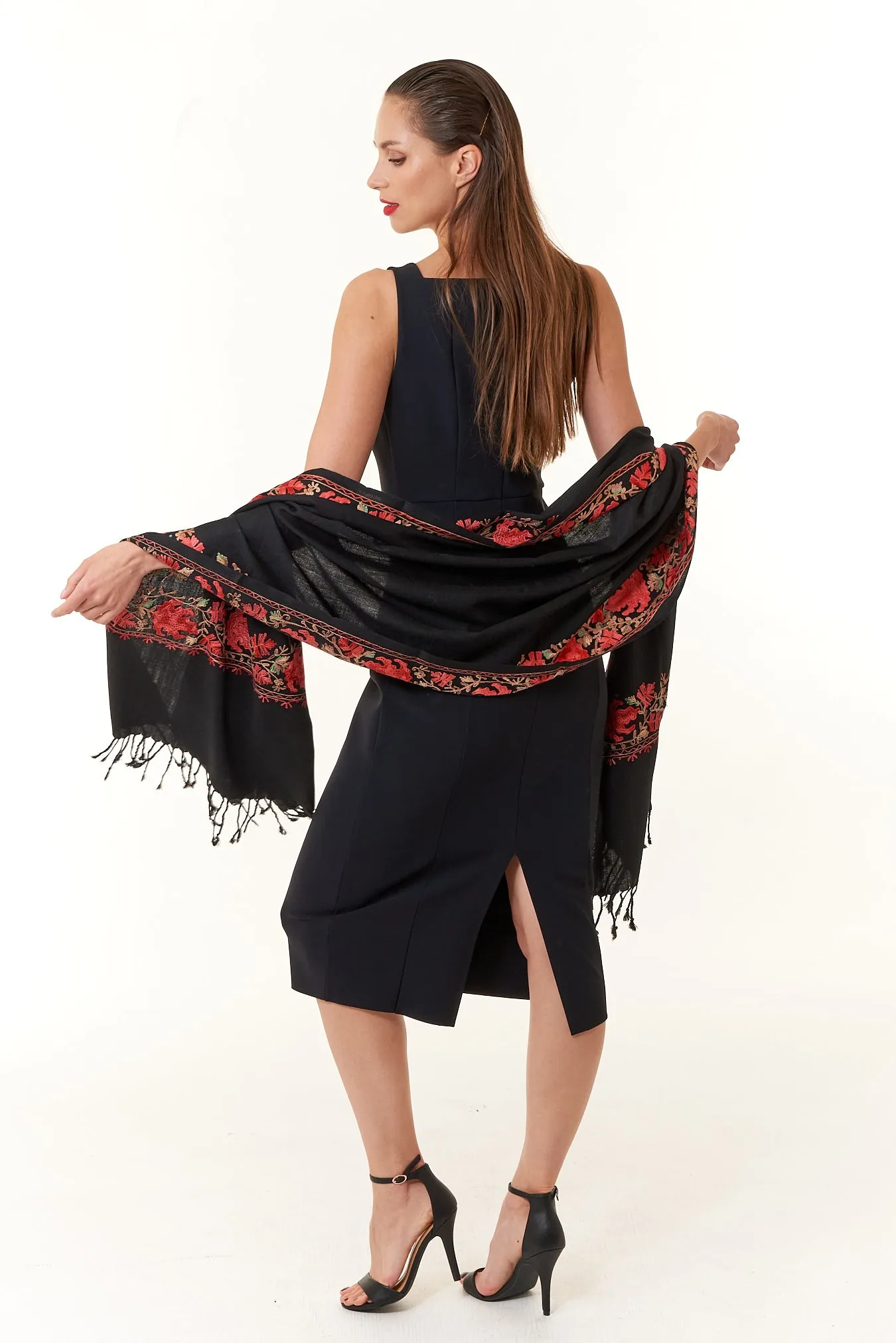 Sevya Handmade, Karuna Hand Embroidered Wool Shawl 28x72