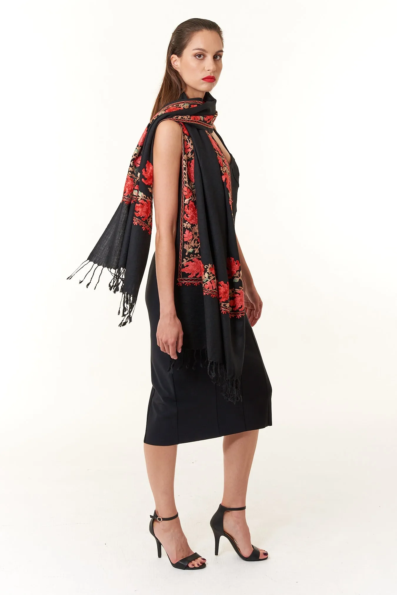 Sevya Handmade, Karuna Hand Embroidered Wool Shawl 28x72