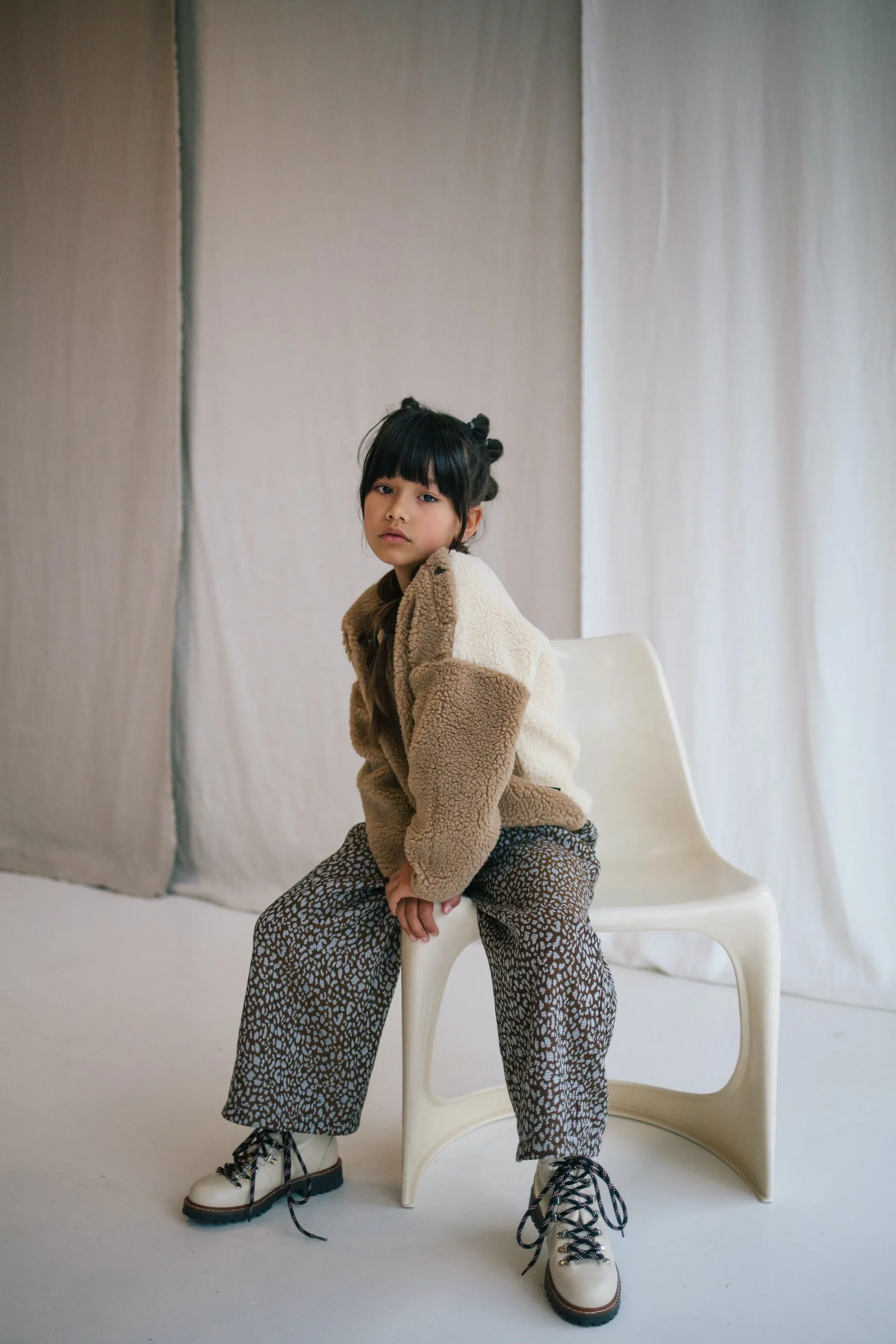 Sweater Teddy Colour Block Camel Ivory