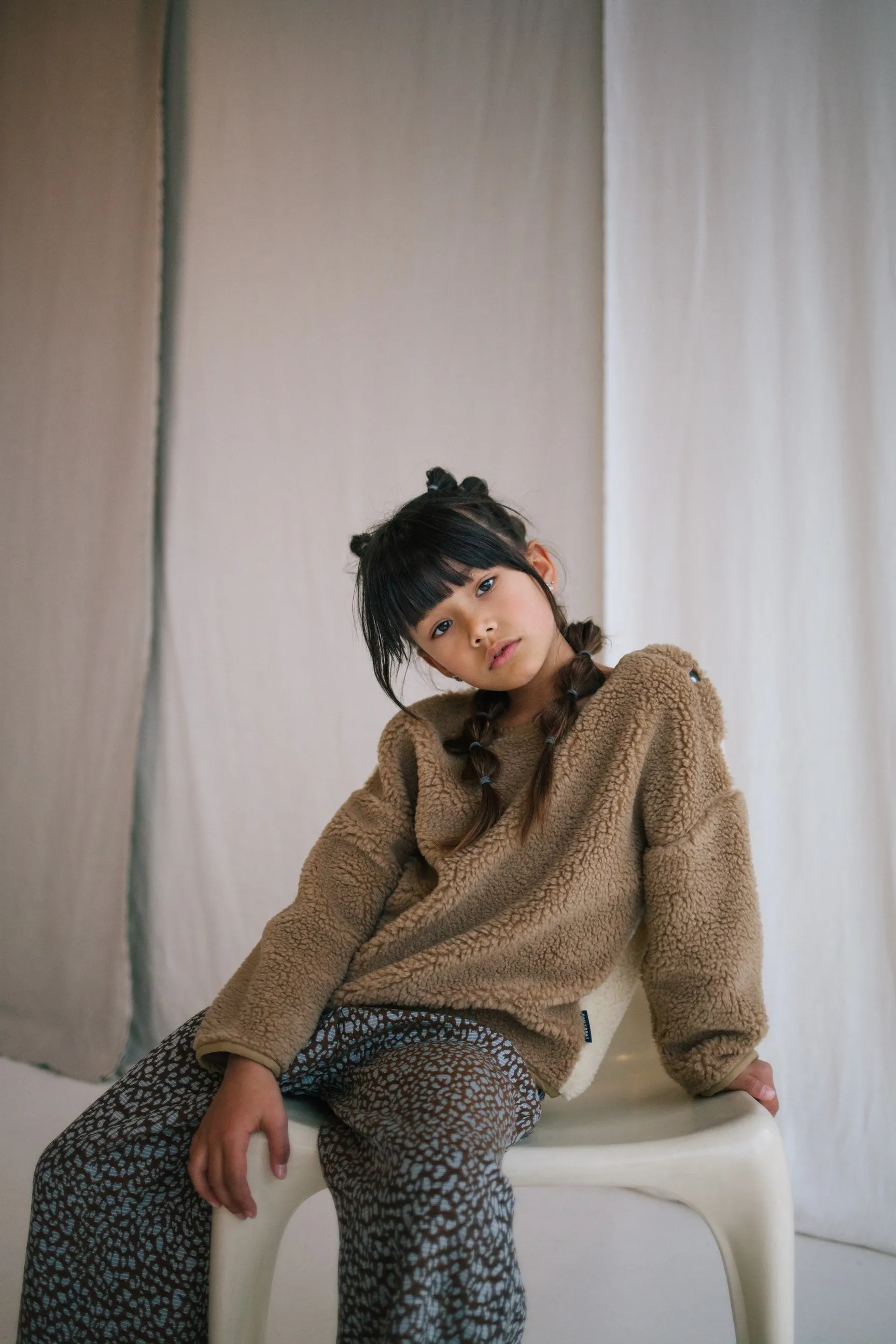 Sweater Teddy Colour Block Camel Ivory